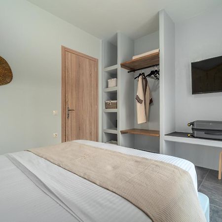 La Perla Suites Agioi Apostoloi  Dış mekan fotoğraf