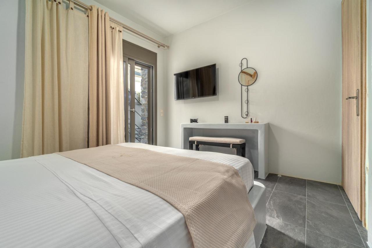 La Perla Suites Agioi Apostoloi  Dış mekan fotoğraf