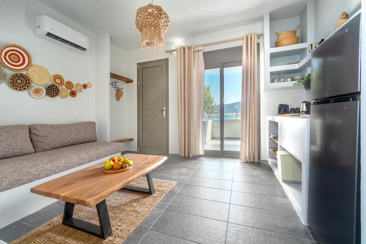 La Perla Suites Agioi Apostoloi  Dış mekan fotoğraf