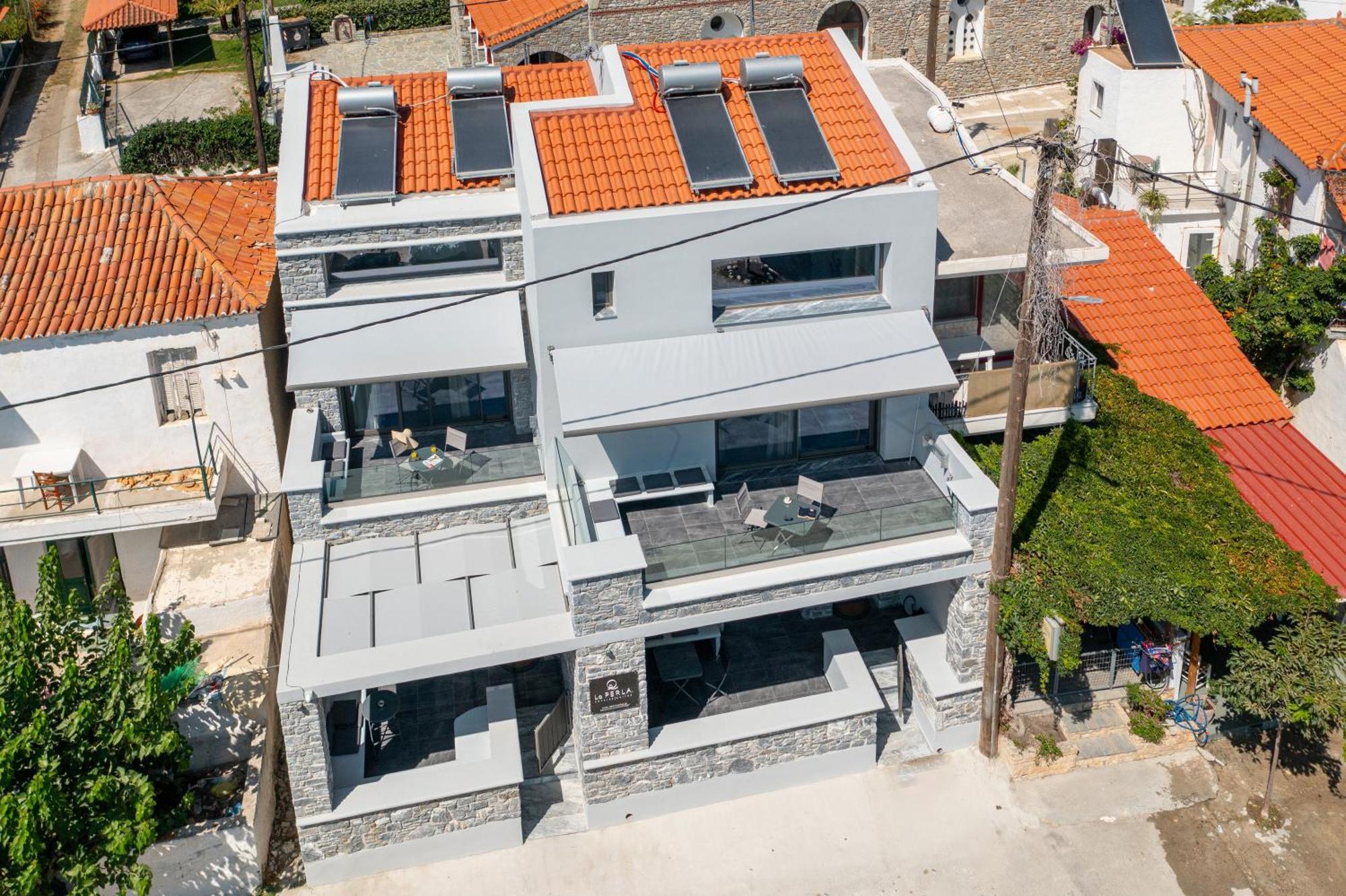 La Perla Suites Agioi Apostoloi  Dış mekan fotoğraf